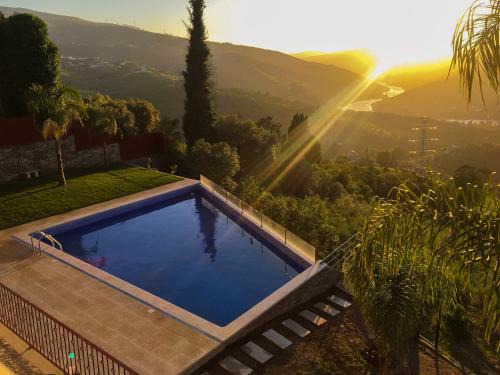 Lamego Bed & Breakfast | Golden Mirror