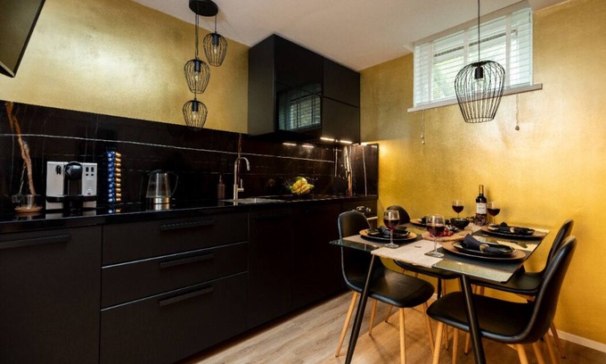 Scheveningen Badplaats Apartment | Golden Rays Scheveningen Beach Family apartment
