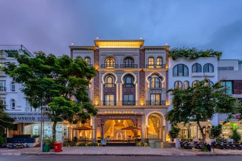 Phu My Hung Hotel | Golden Tree Hotel & Apartment