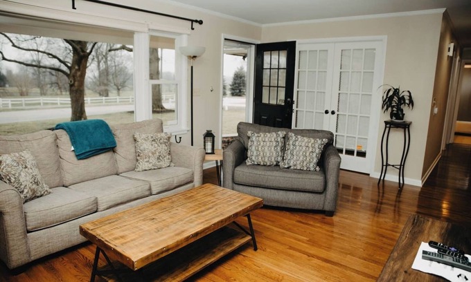 West Lafayette House | Golf Course Views! Ranch! Fire Pit ! Bring Pets!