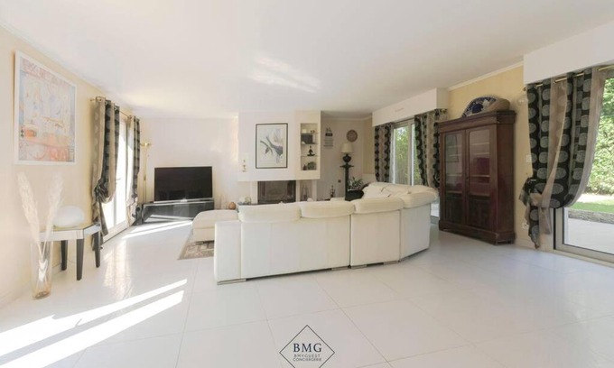 Bussy-Saint-Georges Apartment | Golf House Disneyland BMYGUEST