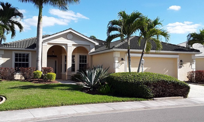 Herons Glen House | Golf & Pond View home in gated community, sleeps 6