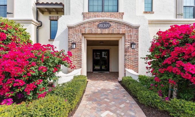 Tuscany Reserve Condo | Golfer's delight! The epitome of luxury living at Talis Park in North Naples.