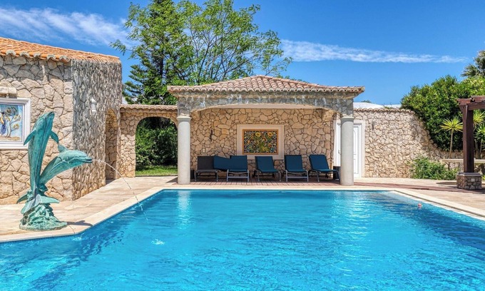 Mato Serrao Villa | Golfinhos Magnificente 5 Bedroom Villa Situated on the Prestigious Carvoeiro Club