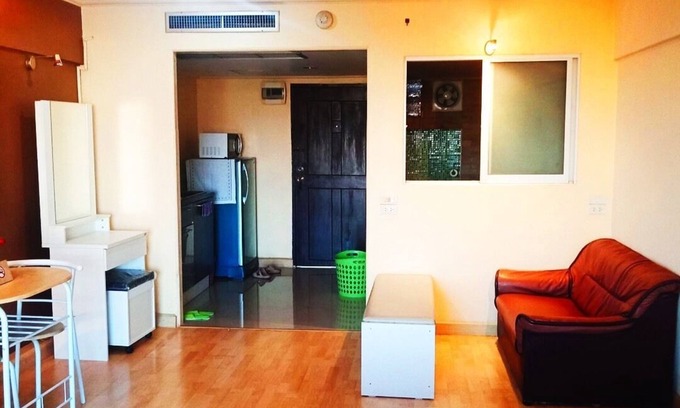 Nimman Apartment | Good night in Nimman