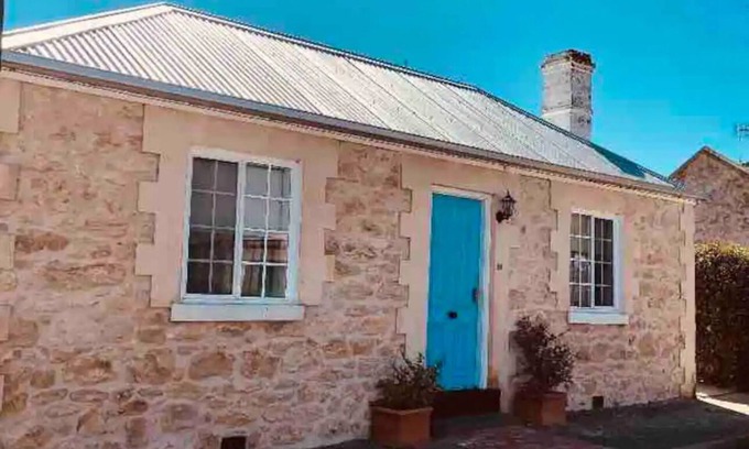 Goolwa Cottage | Goolwa Mariner’s Cottage-Wifi-Pet Friendly-Netflix-‘Little Scotland’