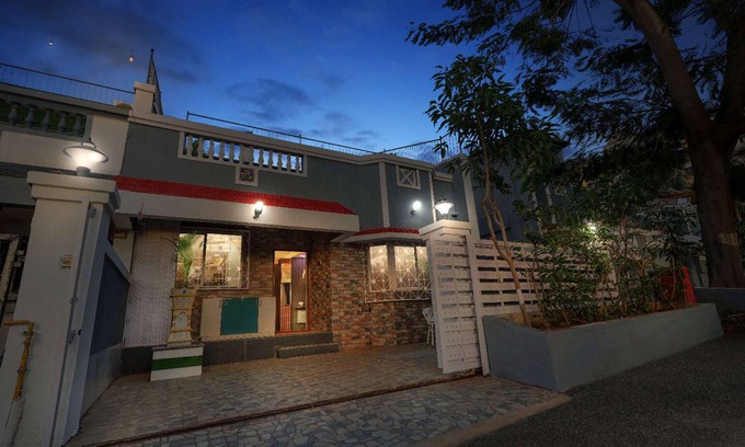 Goregaon East House | Goregaon Villa (Gagal Home)