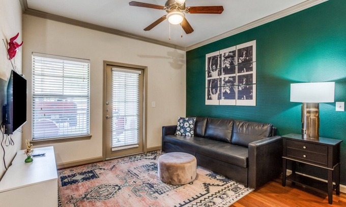 McNeil Apartment | Gorgeous 1BR in Champion City Park 3743