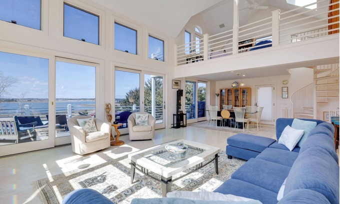 Wellfleet House | Gorgeous 4BR/3BA Wellfleet Cove-view home with Amazing Sunsets and Bay Views