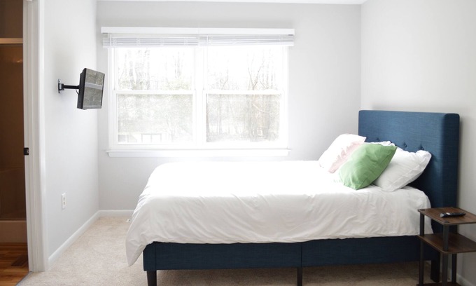 Columbia Apartment | Gorgeous and Private In-Law Apartment in Columbia, Nestled Amongst the Trees