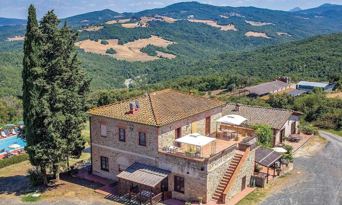 Pomarance Apartment | Gorgeous apartment in Pomarance PI