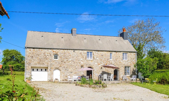 Saint-Martin-le-Hebert House | Gorgeous home in Bricquebec-en-Cotentin