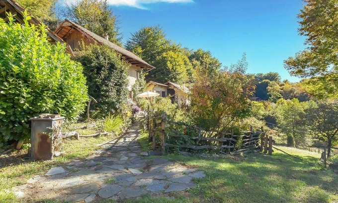 Madonna del Sasso House | Gorgeous home in Artò VB