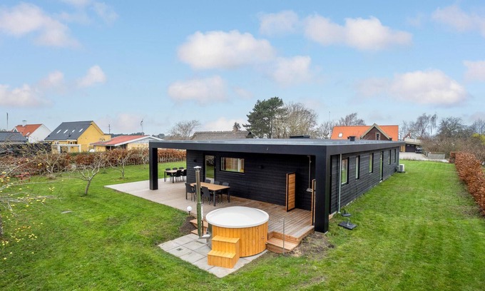 Karrebksminde House | Gorgeous home in Karrebæksminde