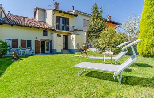 Ferrere House | Gorgeous Home In Ferrere With Kitchen