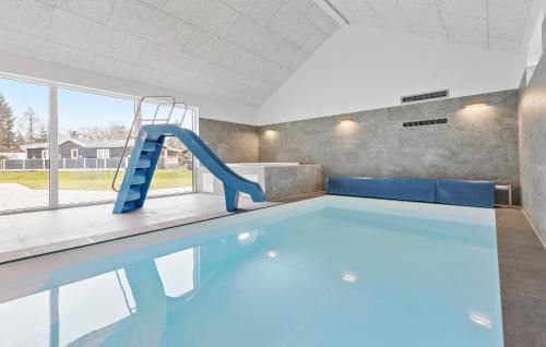 Fjellerup House | Gorgeous Home In Glesborg With Sauna