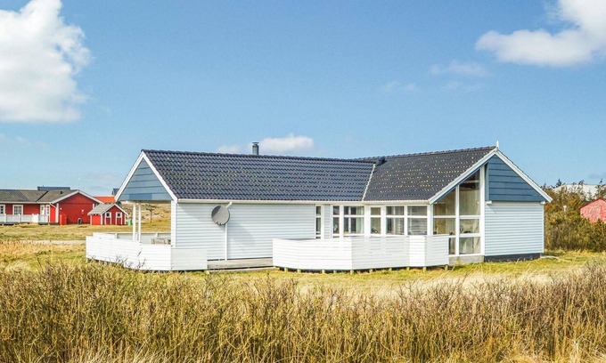 Vrist Strand House | Gorgeous home in Harboøre with WiFi