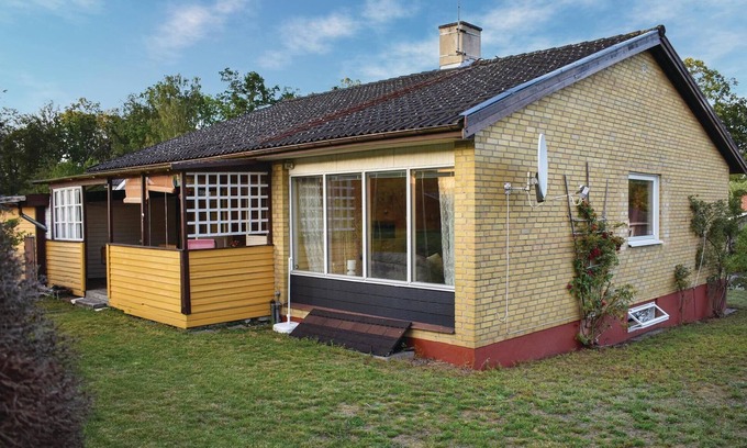 Hastveda House | Gorgeous home in Hästveda with kitchen