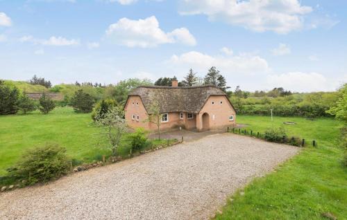 Henne House | Gorgeous Home In Henne With Kitchen