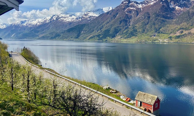 Ullensvang House | Gorgeous home in Hovland with WiFi