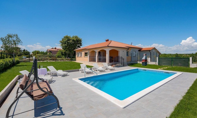 Topid House | Gorgeous home in Labin with WiFi