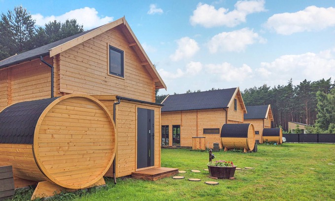 Miroszewo House | Gorgeous home in Nowe Warpno with sauna