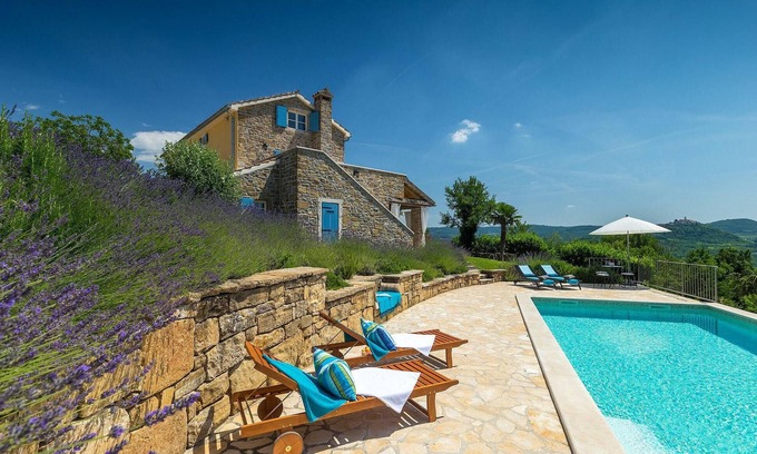 Golubici House | Gorgeous home in Oprtalj
