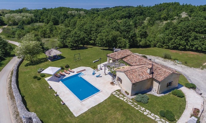 Bazgalji House | Gorgeous home in Pazin