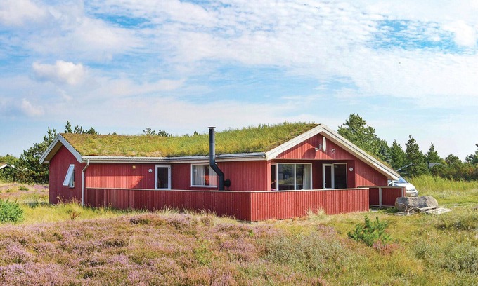 Romo House | Gorgeous home in Rømø with kitchen