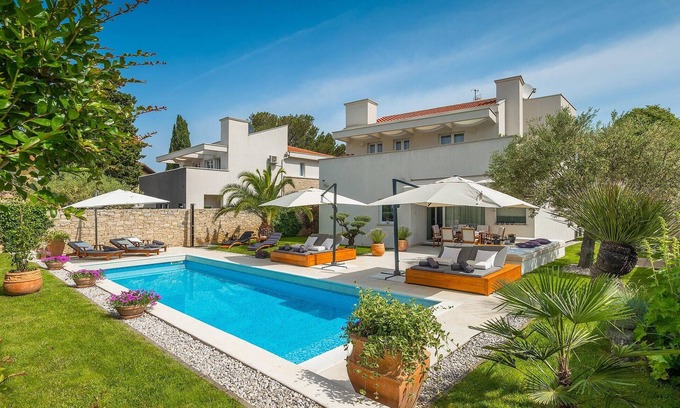 Rovinjsko Selo House | Gorgeous home in Rovinj with sauna