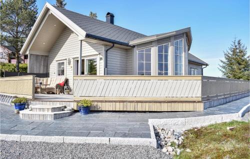 Torangsvag House | Gorgeous Home In Torangsvåg With Wifi