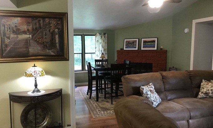 Thousand Island Park House | Gorgeous Inside -Wellesley Island