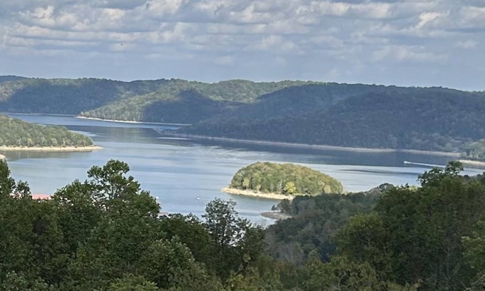 Lancaster Condo | Gorgeous Lake front view of Center Hill Lake Cove Hollow