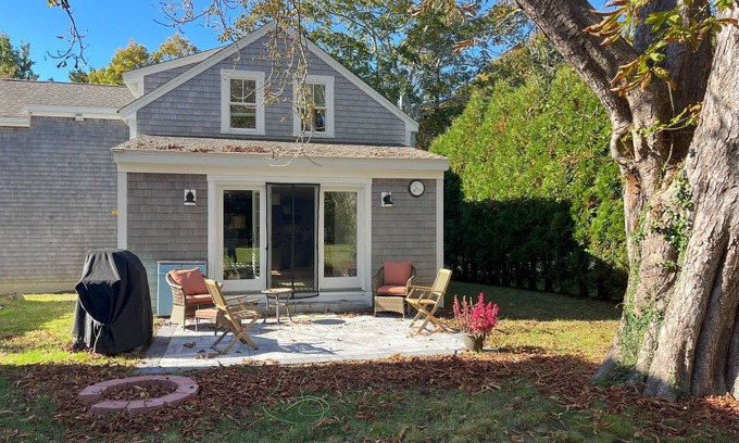 Dartmouth House | Gorgeous Padanaram House for Summer 2025
