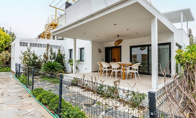 Ortakent Apartment | Gorgeous Private Villa in a Complex in Bodrum