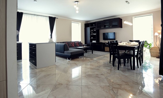 Budaors House | Gorgeous quiet large townhouse on Budapest border