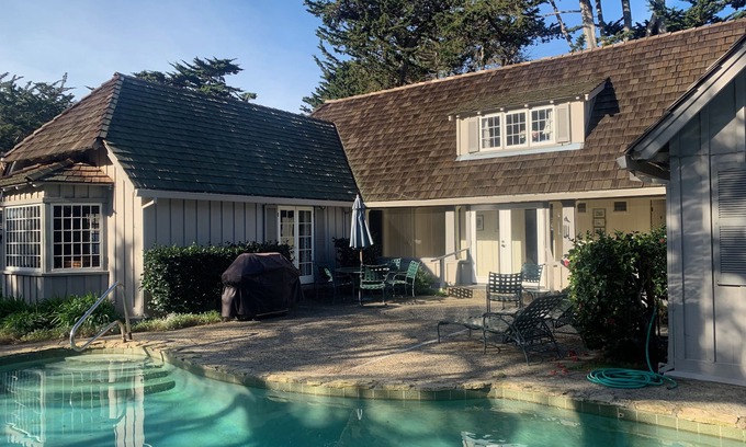 Carmel Point House | Gorgeous Redwood Home Steps to the Beach