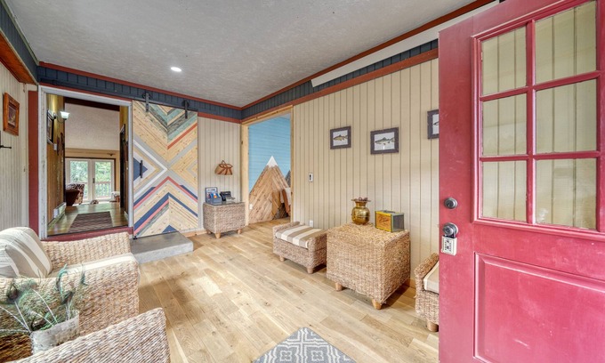 Nathrop Cabin | Gorgeous Rippling Waters! Private Hot Tub- Spectacular Views!