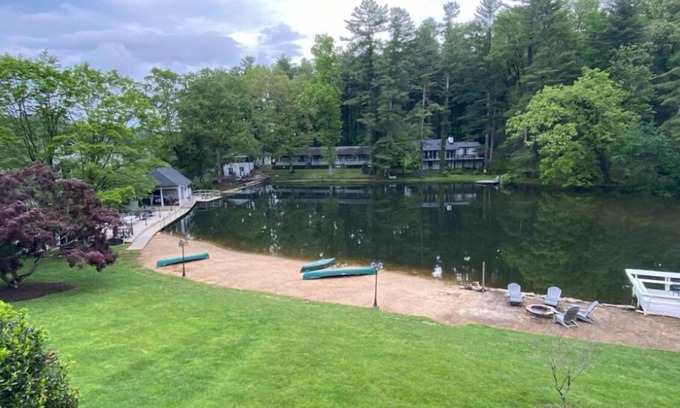 Flat Rock Condo | Gorgeous serene lake and beach front hide away