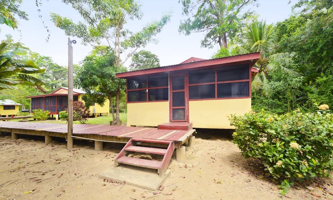 Hopkins Cabin | Gorgeous Studio Cabin located on the tropical Banks of the Sittee River