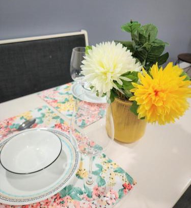 Caulfeild Apartment | Gorgeous Two Bedroom Suite in a Quiet, Picturesque Neighborhood!