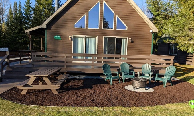 Inlet House | Gorgeous view of the lake from private deck.