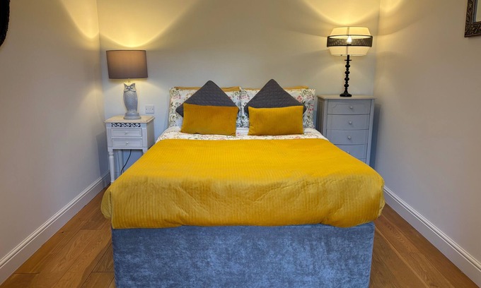 Halstead Cabin | Gosfield Cartlodge Retreat