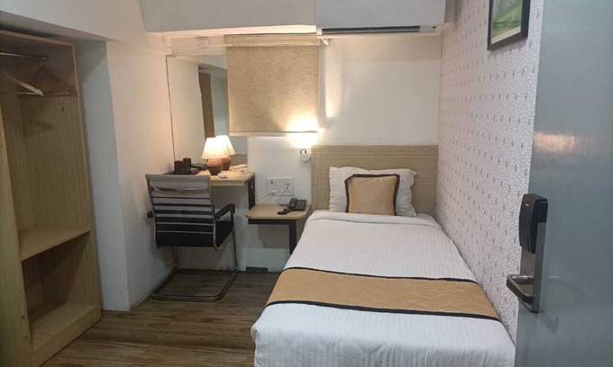 Meenambakkam Hotel | Grace Residency