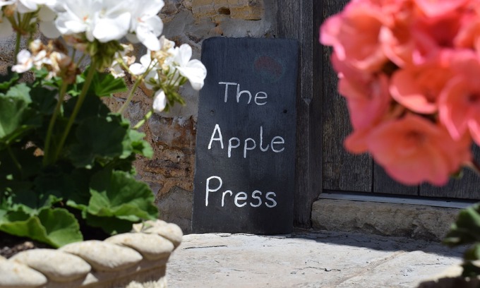 Trull House | Grade II listed barn conversion close to Taunton