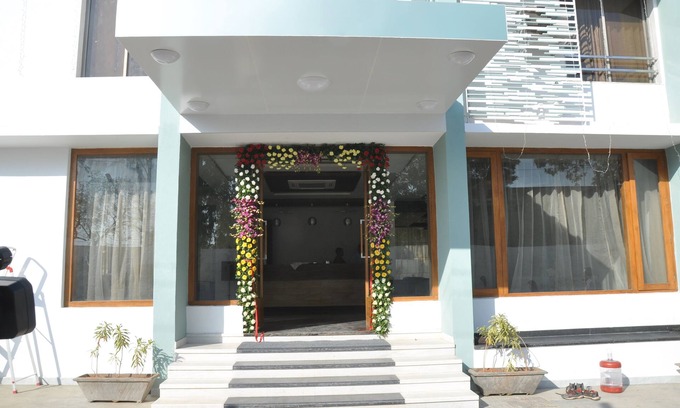 Bhuj Hotel | Grand 3D