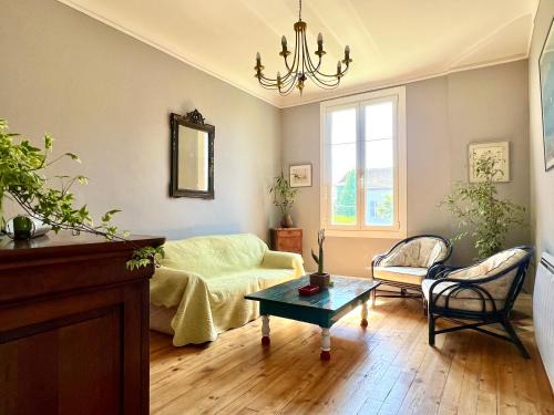 Bayonne Apartment | Grand Appartement dans une Maison