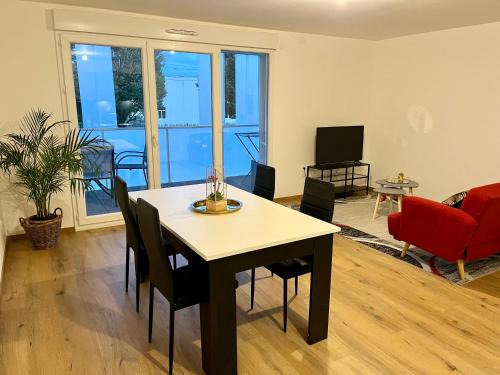 Illkirch-Graffenstaden Apartment | Grand F4 proche de Strasbourg