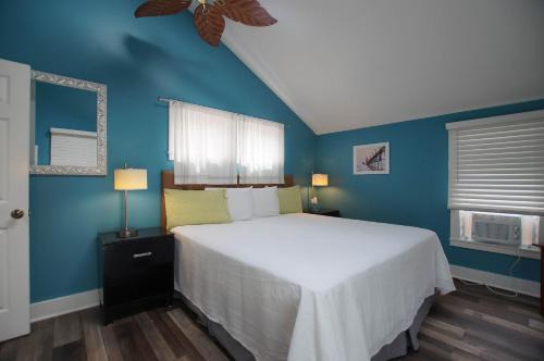 Grand Haven Apartment | Grand Harbor Apartments 209 Clinton Unit 3