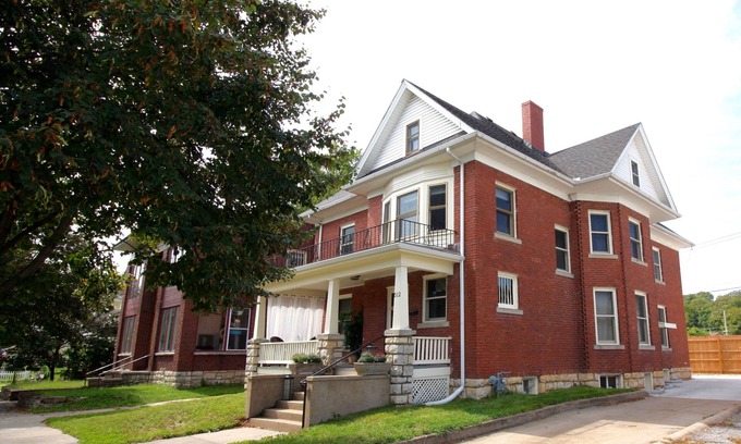 Excelsior Springs House | Grand home near attractions.